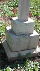 
John HAYES
native of County Cork, Ireland
d: 21 Nov 1914 aged 76

Aubigny Catholic Cemetery, Jondaryan

