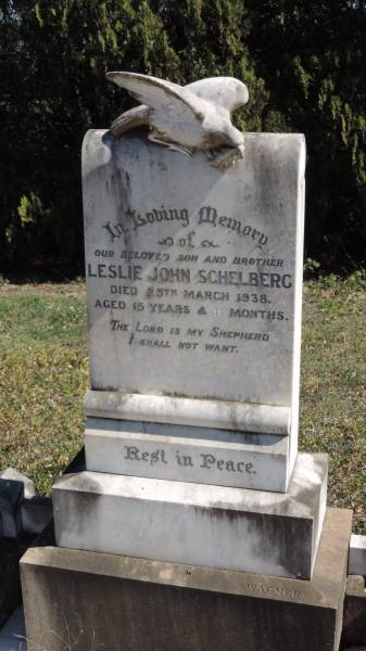 Leslie John SCHELBERG  | d: 25 Mar 1938 aged 15 y, 11 mo  |   | Aubigny St Johns Lutheran cemetery, Toowoomba Region  |   | 