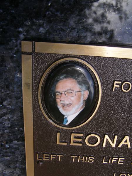 Leonardus (Leo) Hubertus POEL,  | died 26 March 2006 aged 65 years,  | friend of Erika,  | father of Jason & Monique;  | Brookfield Cemetery, Brisbane  | 