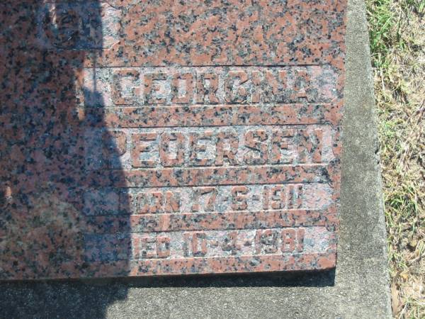 Georgina PEDERSEN,  | born 17-6-1911 died 10-4-1981;  | Canungra Cemetery, Beaudesert Shire  | 