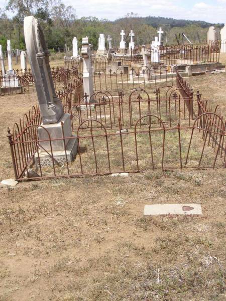 Douglas Lutheran cemetery, Crows Nest Shire  | 