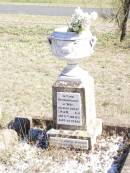 
Whit, son of L.M. & W. TASKER,
died 21 Jan 1931 aged 26 years;
Forest Hill Cemetery, Laidley Shire
