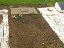 
Herbert Richard Capes SUMPNER
b: 16 Jun 1905
d: 16 Oct 1994
Gin Gin Cemetery

