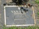 
Shannon Michael VAN-LITH,
1977 - 1996,
son of Willie & Diane,
brother of Shamus, Willie & Jessica;
Howard cemetery, City of Hervey Bay
