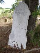 
Minna Augusta SCHMOEKEL
geb 22 Feb 1880, gest 19 Jan 1906
Hoya Lutheran Cemetery, Boonah Shire

