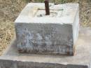 
Clara Lillian WINFIELD,
died 4 Jan 1905? aged 1 year 11 months,
daughter of J.T. & Lily WINFIELD,
grandaughter of C.M. & T. WINFIELD;
Jandowae Cemetery, Wambo Shire
