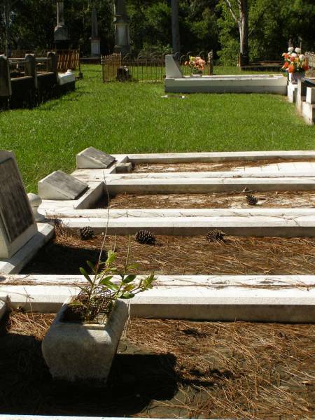 Lawnton cemetery, Pine Rivers Shire  | 