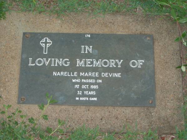Narelle Maree DEVINE,  | died 1 Oct 1985 aged 32 years;  | Lawnton cemetery, Pine Rivers Shire  | 