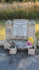 
Elizabeth Dawson FARMER
d: 21 Jun 1950 aged 84
wife of Alfred William FARMER
mother of Roy, Bruce, Alick, Arthur

Alfred William FARMER
d: 19 Jul 1956 aged 93

Legume cemetery, Tenterfield, NSW

