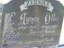 
Agnes ZERNIKE
b: 1892, d: 1941
Otto ZERNIKE
b: 1890, d: 1957
Lowood General Cemetery

