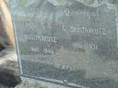 
Anna S.A. BREITKREUTZ, 
1865-1946;
G. BREITKREUTZ,
1861-1931;
Marburg Lutheran Cemetery, Ipswich
