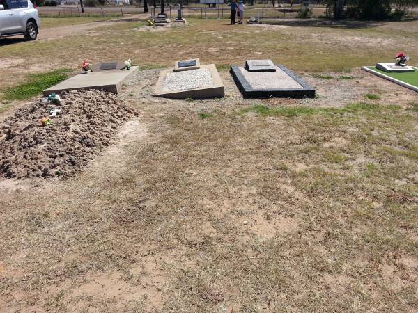   | Meandarra cemetery  | Copyright Dr Matt Barton  | 