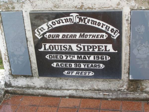 Louisa SIPPEL, mother,  | died  May 1961 aged 90 years;  | Minden Baptist, Esk Shire  | 