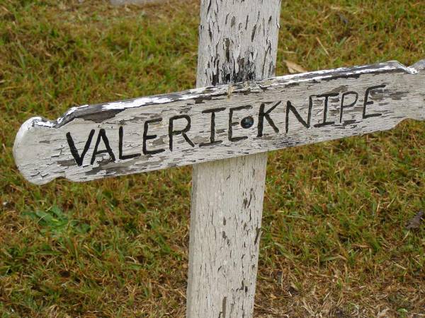 Valerie KNIPE;  | Mooloolah cemetery, City of Caloundra  | 