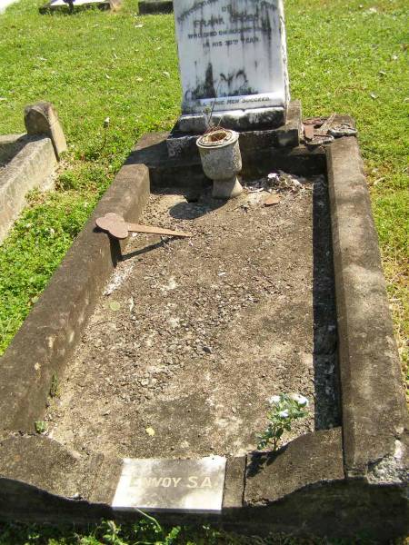 Frank CROSS,  | died 4 Aug 1948 in 76th year,  | Envoy S.A.;  | Moore-Linville general cemetery, Esk Shire  | 