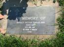 
Gerald Victor CARSELDINE,
died 17 June 1987 aged 84 years 6 months;
Moore-Linville general cemetery, Esk Shire
