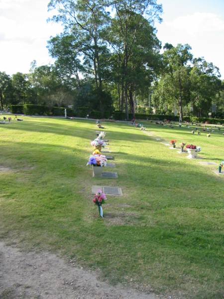 Mudgeeraba cemetery, City of Gold Coast  | 