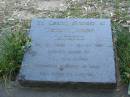 
Philip James CARLYLE,
20-10-1949 - 13-4-1997,
father of Tania, Ben, Stefan,
husband of Gion;
Mudgeeraba cemetery, City of Gold Coast
