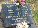 
Arthur Lawson STEEN,
20-10-1923 - 18-8-1984;
Elizabeth Helen STEEN,
21-5-1927 - 11-3-1997;
Lindsay Bruce STEEN,
21-12-1953 - 7-9-2004;
Mudgeeraba cemetery, City of Gold Coast
