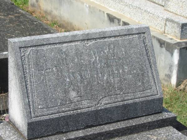 Annie BUTTERS,  | mother,  | died 2 July 1961;  | Murwillumbah Catholic Cemetery, New South Wales  | 