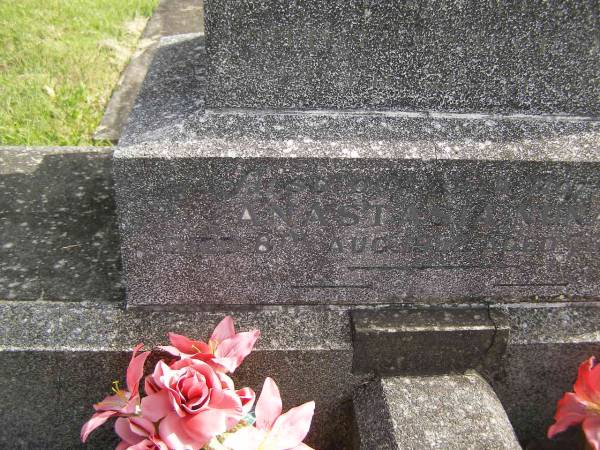 [Edward Thomas?] NUNAN,  | died 17 April 1937 aged 74 years;  | Anastasia NUNAN,  | died 8 Aug 1952 aged 73 years;  | Murwillumbah Catholic Cemetery, New South Wales  | 