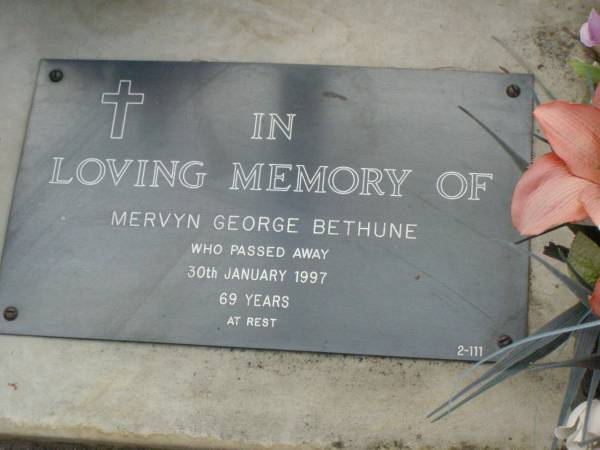 Mervyn George BETHUNE,  | 14-10-27 - 30-01-97 aged 69 years,  | remembered by Wendy, Shane & Marge;  | Pimpama Uniting cemetery, Gold Coast  | 