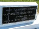 
Johannes Adrianes VAN ZANTEN SOLLEVELD,
died 12 May 1964 aged 74 years;
Polson Cemetery, Hervey Bay
