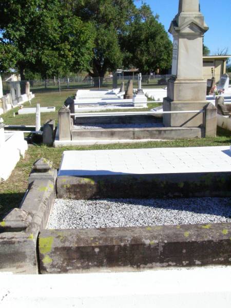 Tarampa Apostolic cemetery, Esk Shire  | 