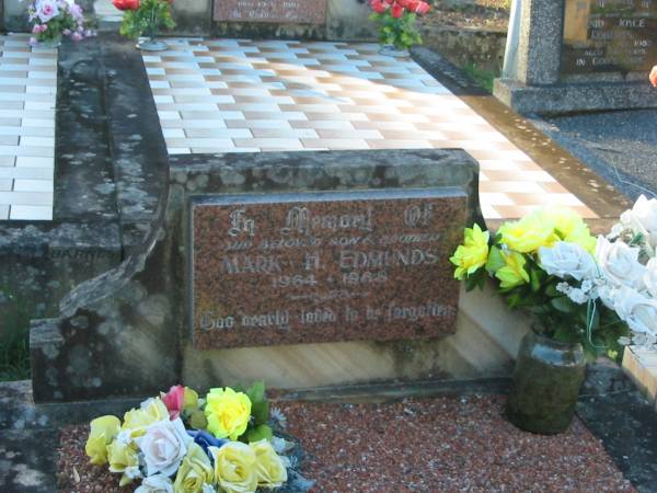 Mark H. EDMUNDS,  | son brother,  | 1964 - 1989;  | Tea Gardens cemetery, Great Lakes, New South Wales  | 