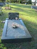 
Lee-Ann HAWKES,
25-9-1976 - 9-12-2002 aged 26 years,
daughter of Dot & Ray,
sister of Michael,
niece cousin;
Tea Gardens cemetery, Great Lakes, New South Wales
