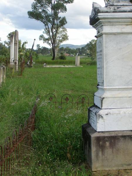 Tiaro cemetery, Fraser Coast Region  | 