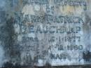 
Mark Patrick BEAUCHAMP
b: 18 Jan 1977, d: 11 Dec 1980
Wonglepong cemetery, Beaudesert
