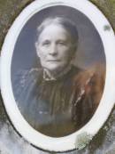 
Jane (Ferguson)
(wife of David Ferguson)
10 Mar 1912, aged 81
David Ferguson
6 Sep 1914, aged 88
Woodhill cemetery (Veresdale), Beaudesert shire

